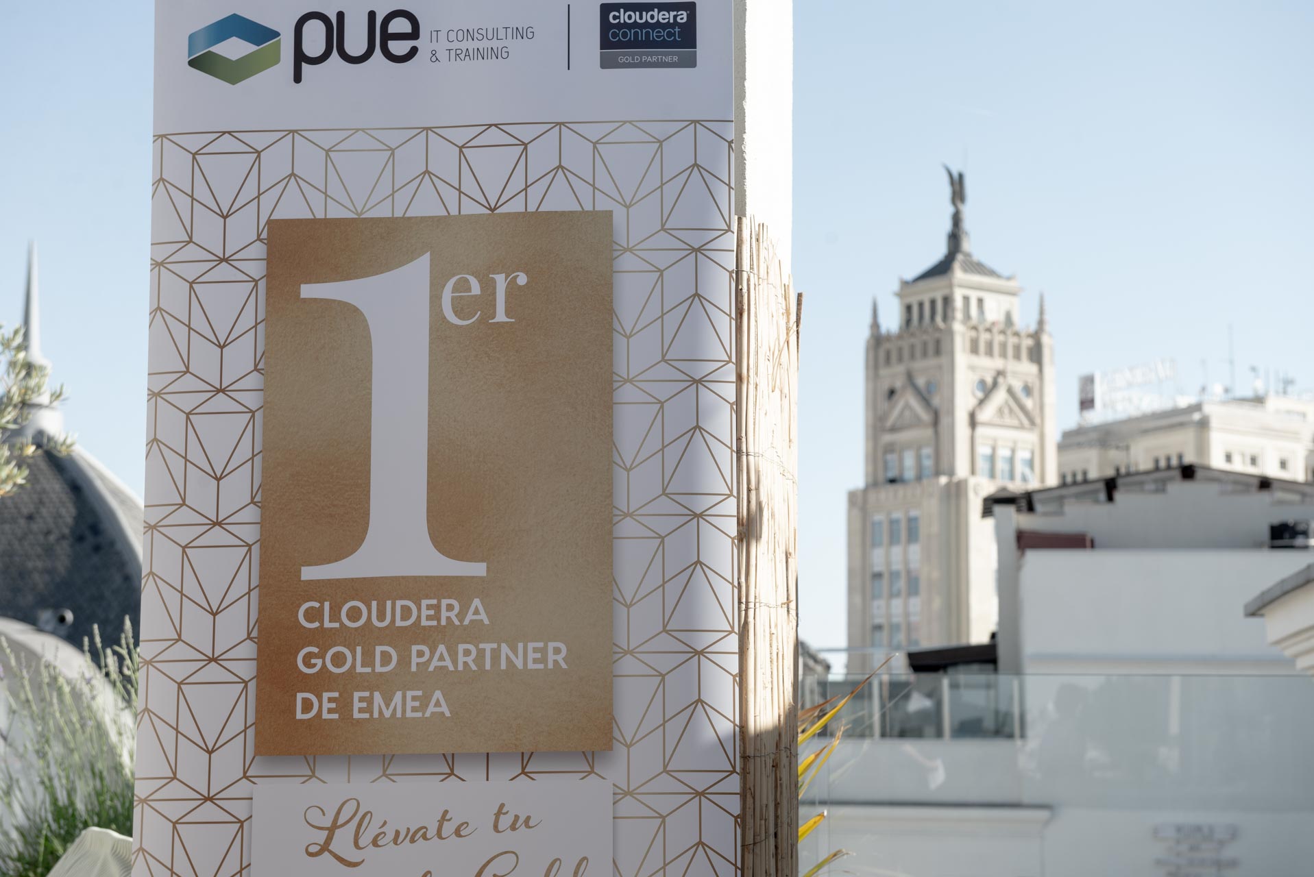 PUE celebration as the first worldwide Cloudera’s Gold Partner