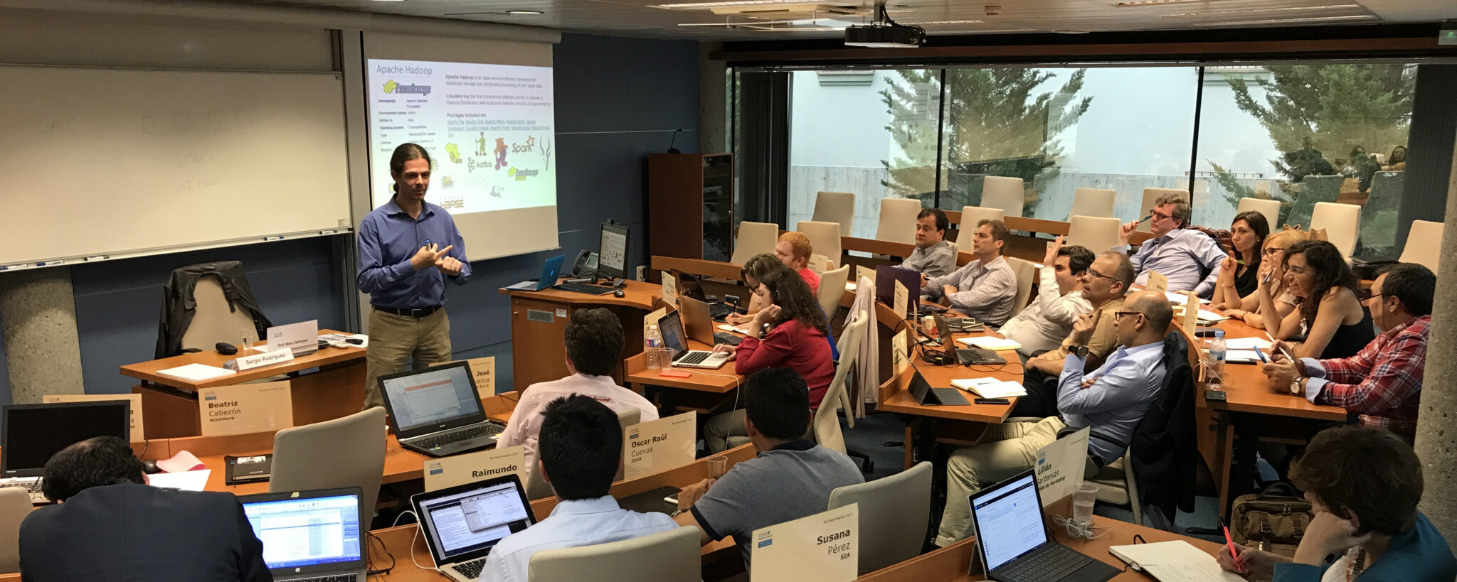 Nuestros expertos en Big Data imparten una sesión de Cloudera en ESADE